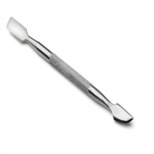 REPOUSSE CUTICULE METAL